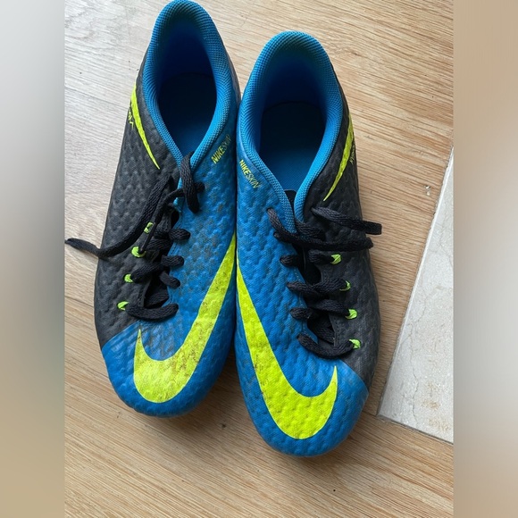 Other - Nike soccer cleats